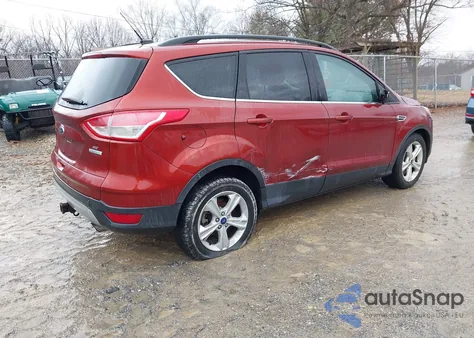 2016 Ford Escape Se z USA, uszkodzony, nr VIN 1FMCU0G9XGUA64972